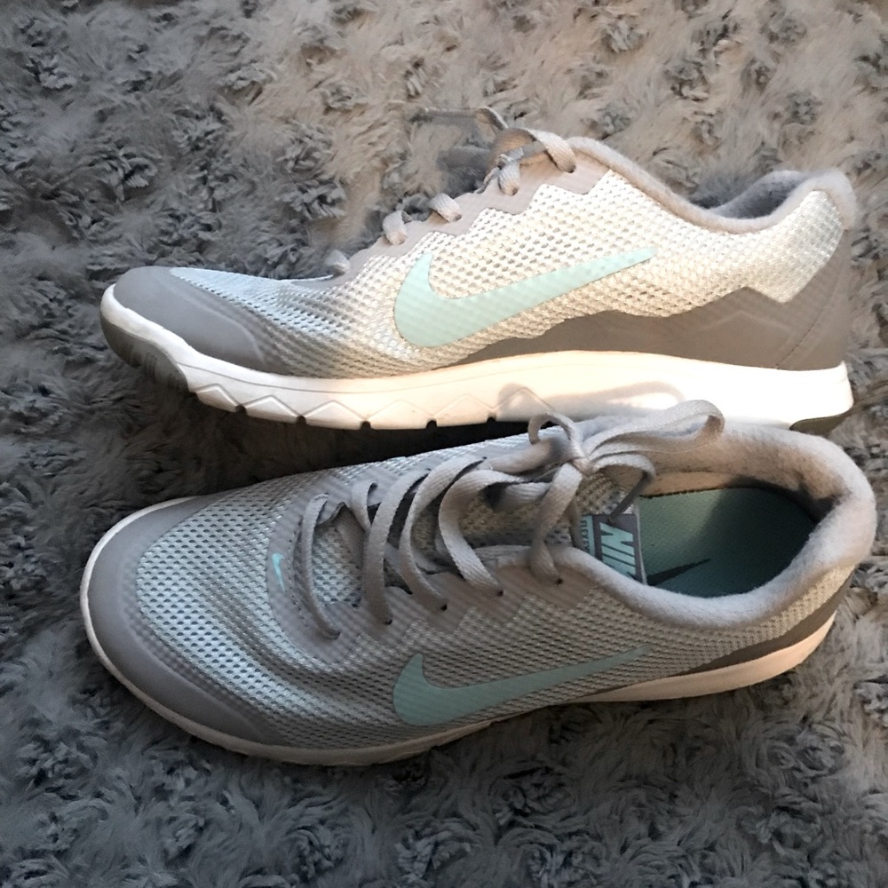 Women’s Nike Sz 6.5